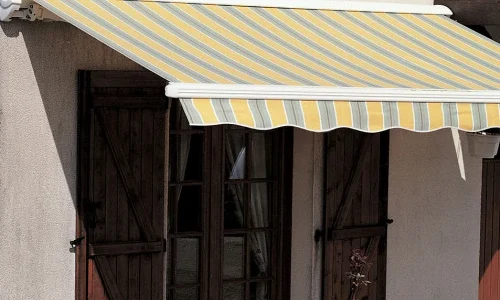 store-terrasse-figari